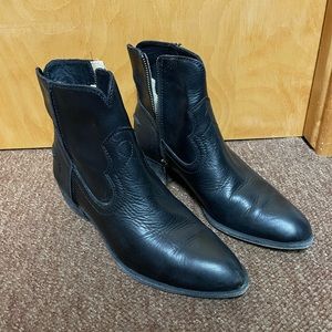 Frye boots, 9.5 M size, black